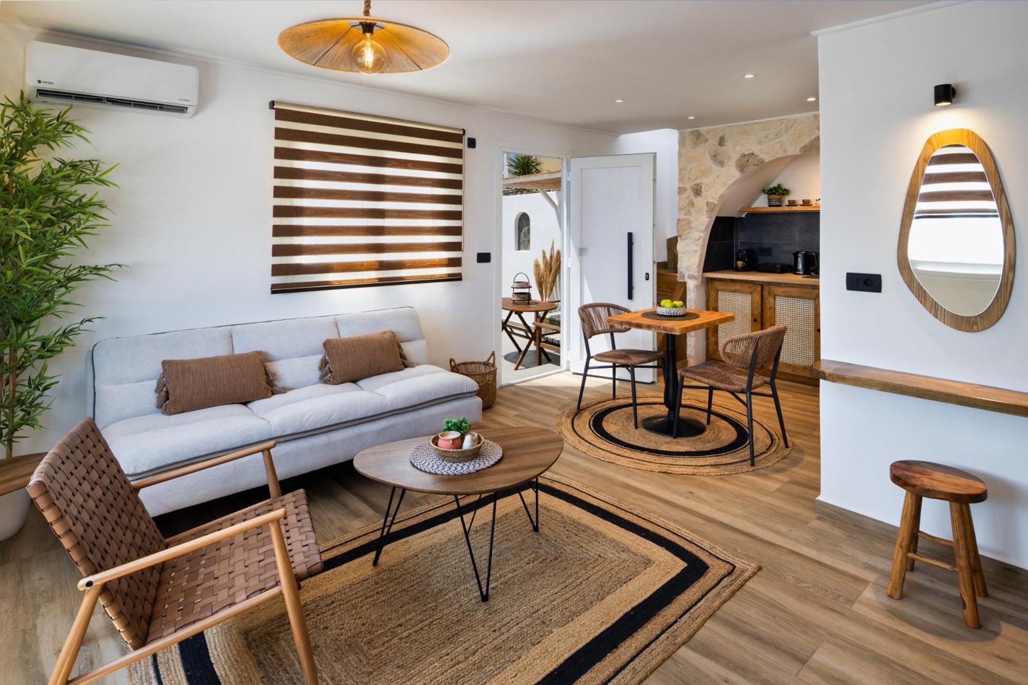 Plastiras Rooms Fira  Exterior photo