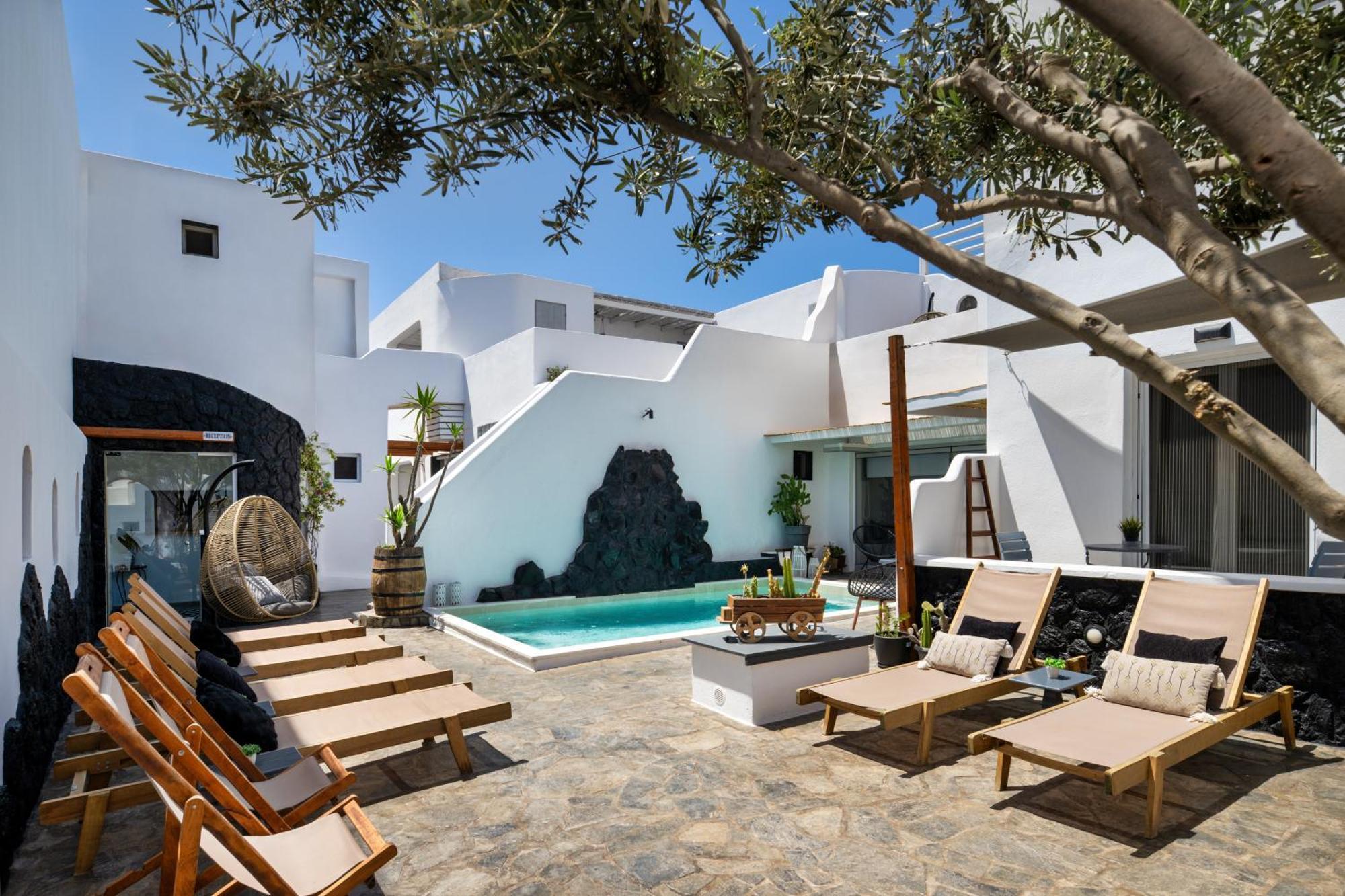 Plastiras Rooms Fira  Exterior photo